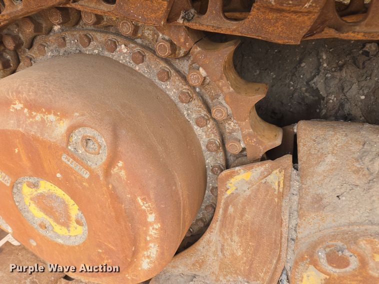 image for item DW1822 2019 Komatsu D65PX-18 dozer
