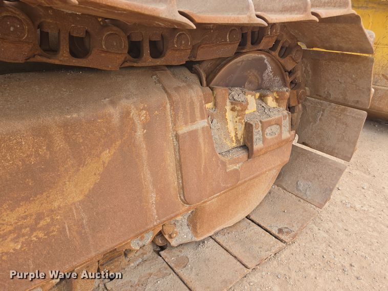 image for item DW1822 2019 Komatsu D65PX-18 dozer