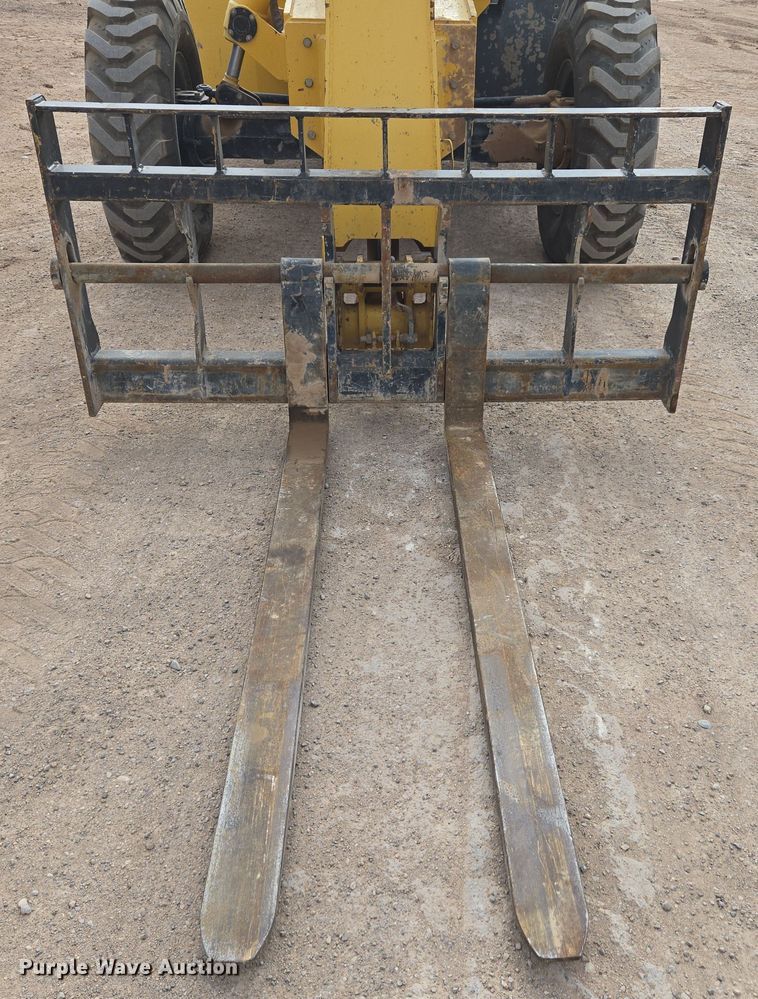 image for item DW1823 2018 Xtreme XR1147 telehandler