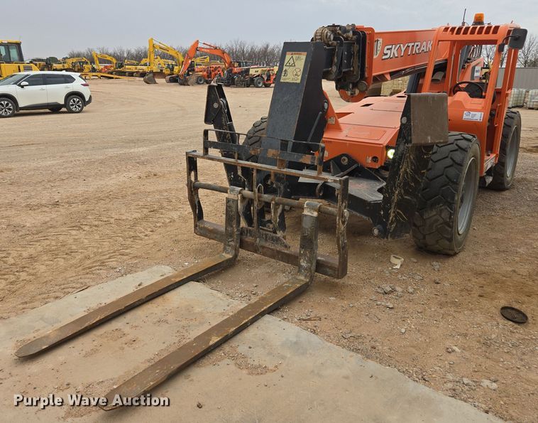 image for item DW1825 2019 JLG 10054 telehandler
