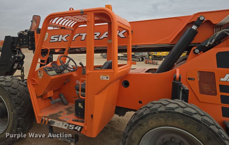 image for item DW1825 2019 JLG 10054 telehandler