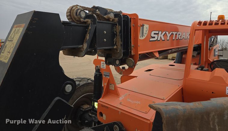 image for item DW1825 2019 JLG 10054 telehandler