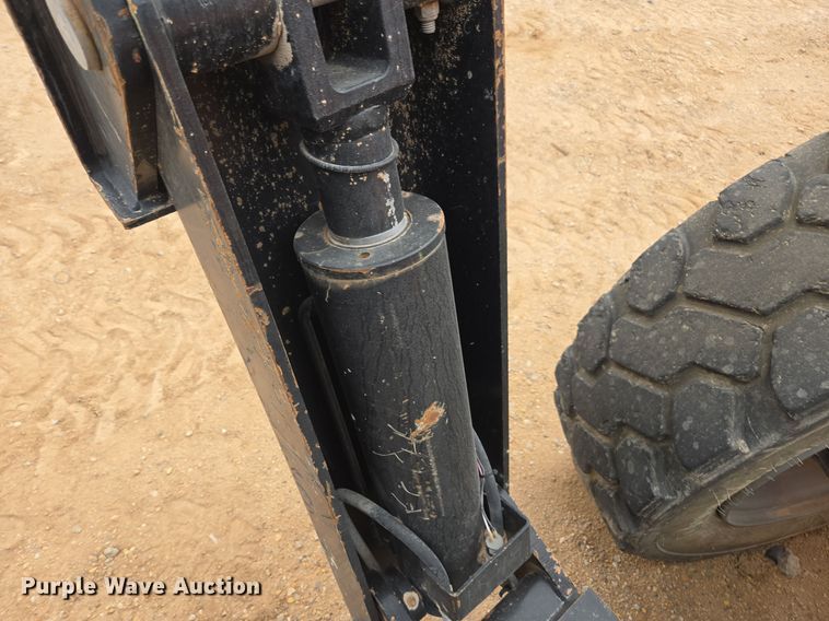 image for item DW1825 2019 JLG 10054 telehandler