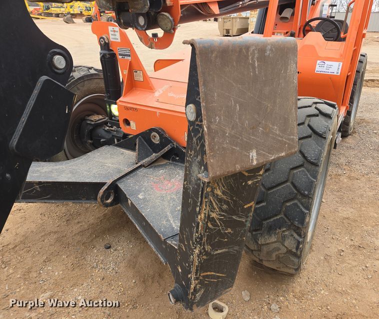 image for item DW1825 2019 JLG 10054 telehandler