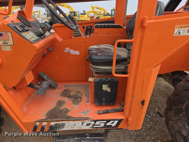 image for item DW1825 2019 JLG 10054 telehandler
