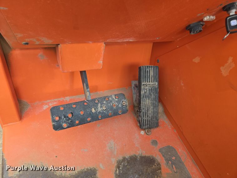 image for item DW1825 2019 JLG 10054 telehandler