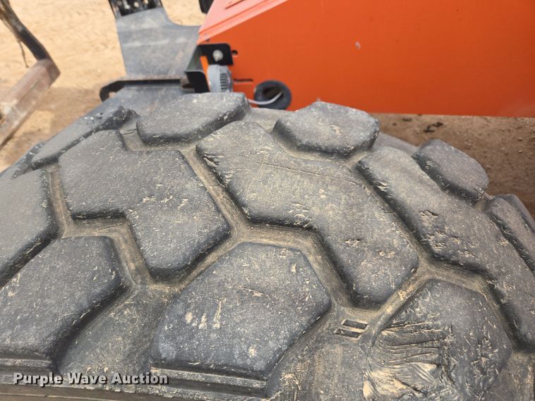 image for item DW1825 2019 JLG 10054 telehandler