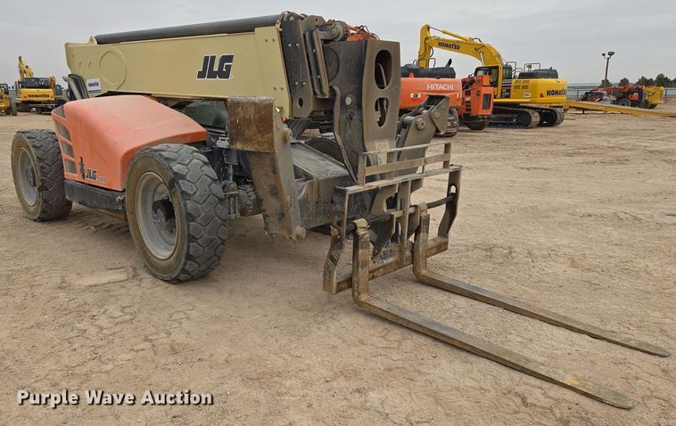 image for item DW1827 2019 JLG 1055 telehandler