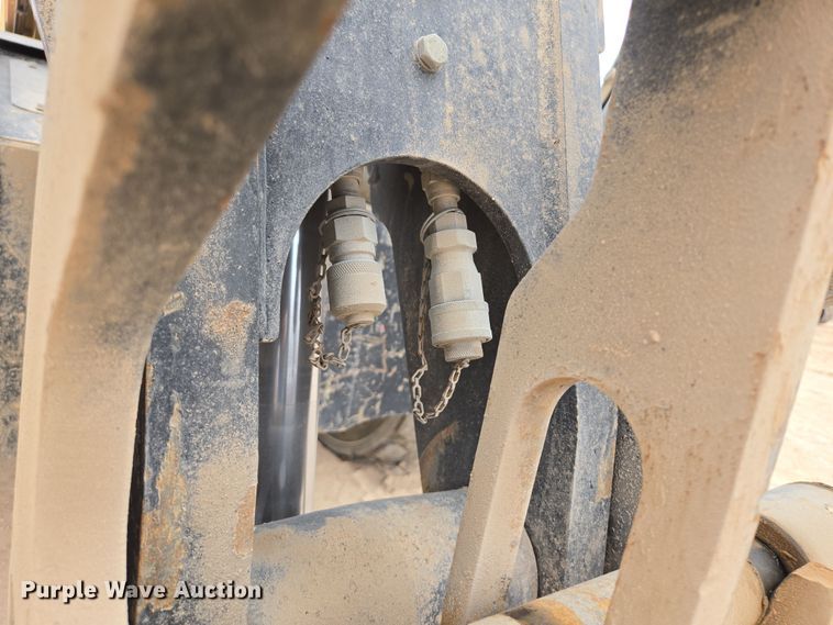 image for item DW1827 2019 JLG 1055 telehandler