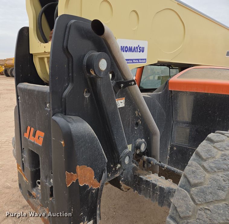 image for item DW1827 2019 JLG 1055 telehandler