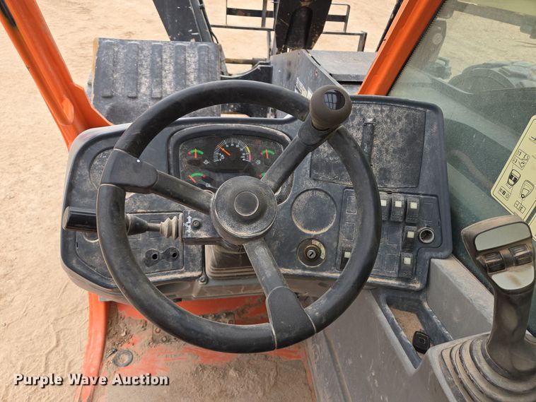 image for item DW1827 2019 JLG 1055 telehandler