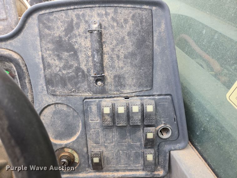 image for item DW1827 2019 JLG 1055 telehandler