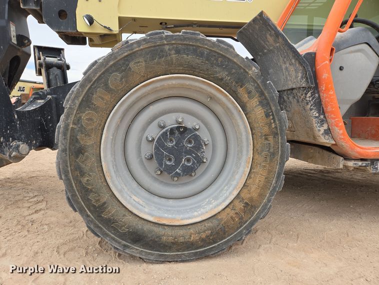 image for item DW1827 2019 JLG 1055 telehandler