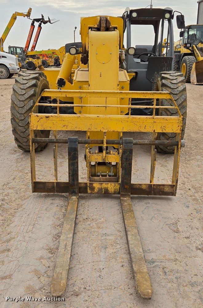 image for item DW1829 2018 Xtreme XR1147-B telehandler