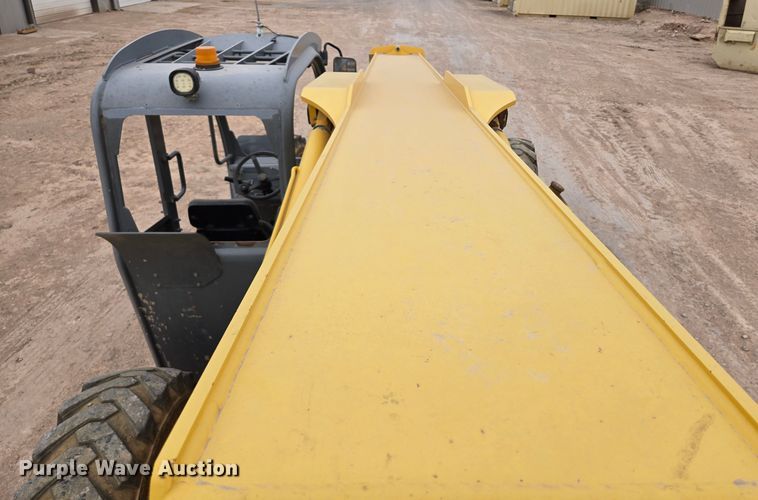 image for item DW1829 2018 Xtreme XR1147-B telehandler