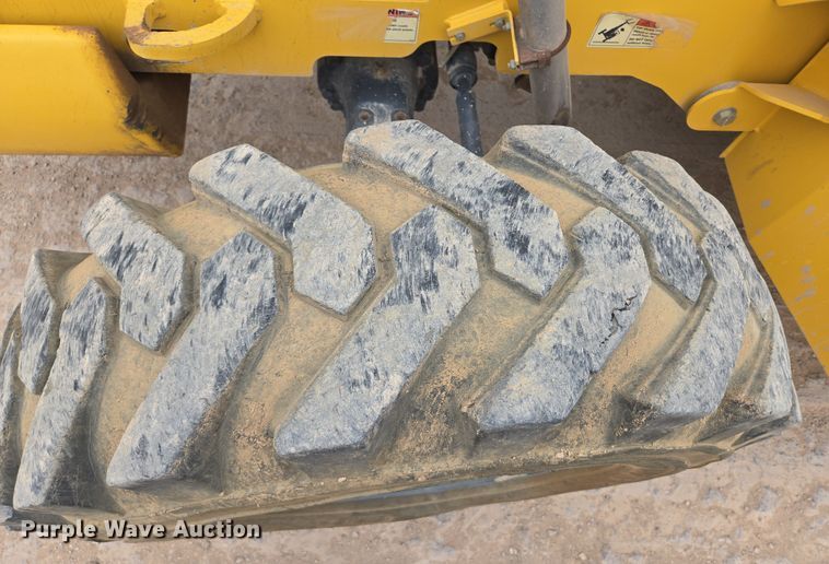 image for item DW1829 2018 Xtreme XR1147-B telehandler