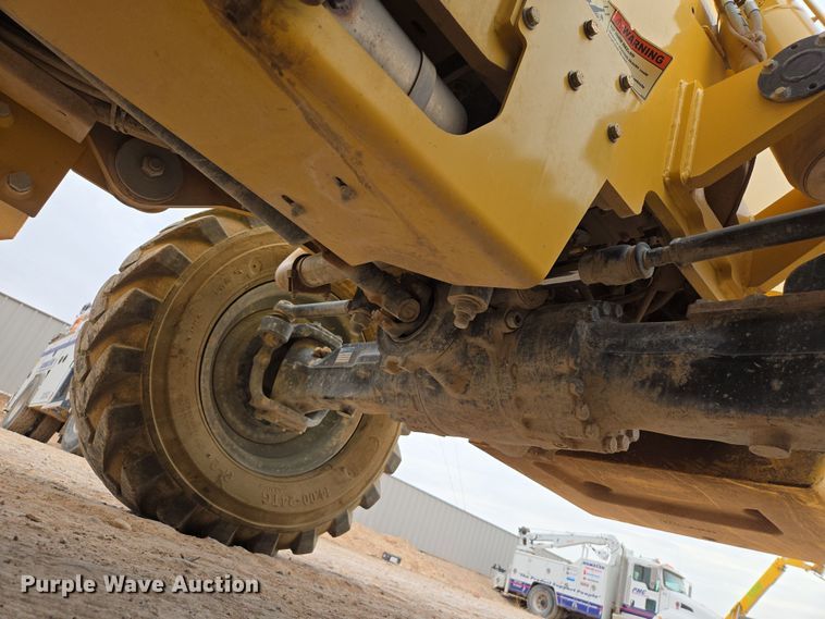 image for item DW1829 2018 Xtreme XR1147-B telehandler