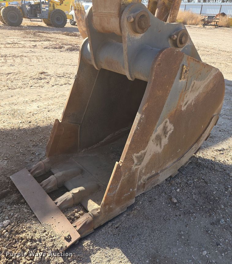 image for item DW1832 2016 Komatsu PC290LC-11 excavator