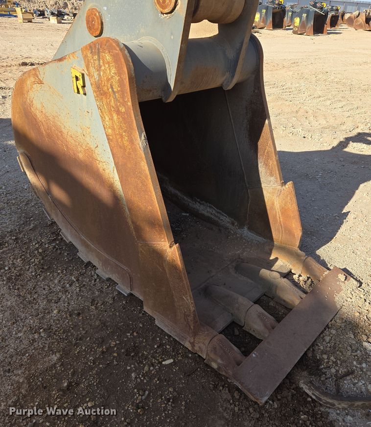 image for item DW1832 2016 Komatsu PC290LC-11 excavator