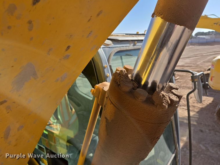 image for item DW1832 2016 Komatsu PC290LC-11 excavator