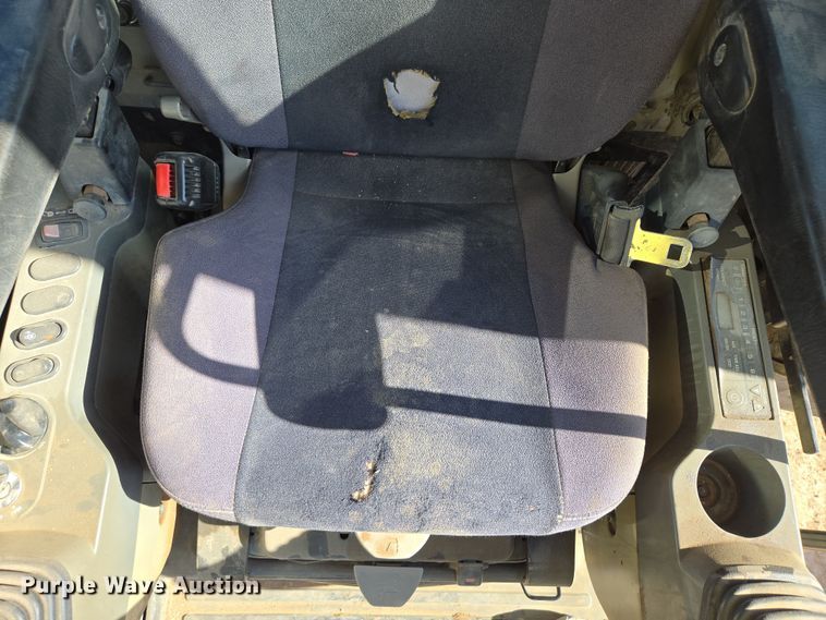 image for item DW1832 2016 Komatsu PC290LC-11 excavator