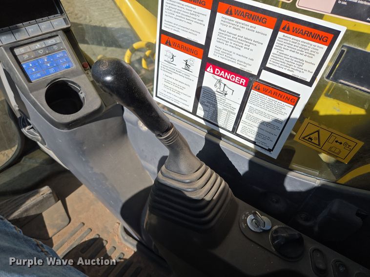 image for item DW1832 2016 Komatsu PC290LC-11 excavator