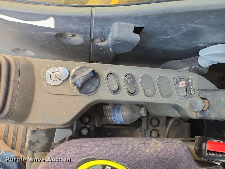 image for item DW1832 2016 Komatsu PC290LC-11 excavator