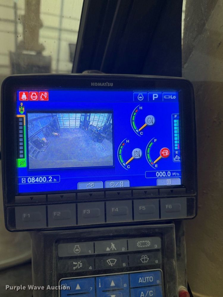 image for item DW1832 2016 Komatsu PC290LC-11 excavator