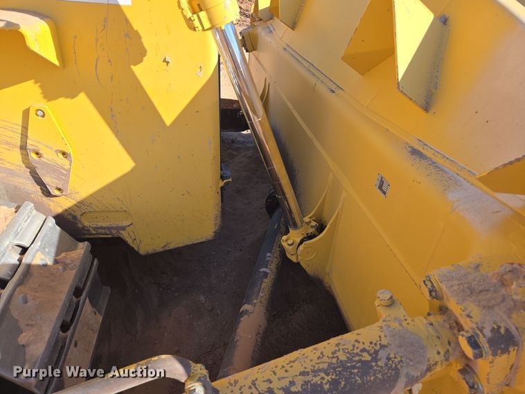 image for item DW1833 2020 Komatsu D155AXI-8 dozer