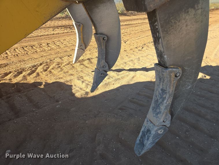 image for item DW1833 2020 Komatsu D155AXI-8 dozer