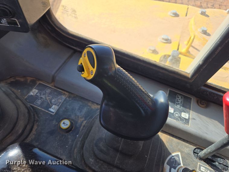 image for item DW1833 2020 Komatsu D155AXI-8 dozer