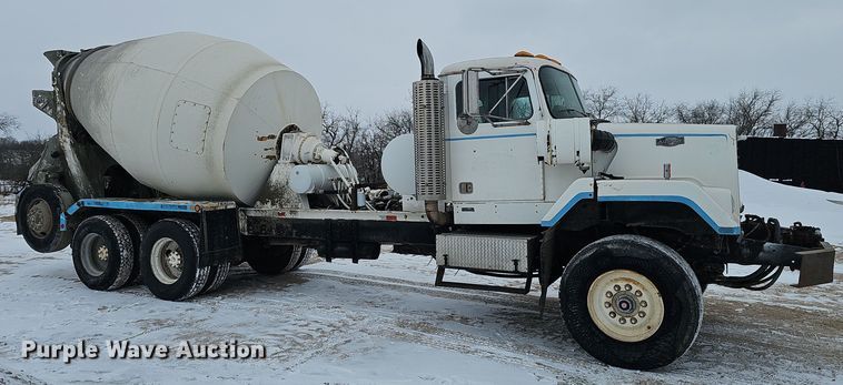 image for item DW3131 1987 Autocar ready mix truck