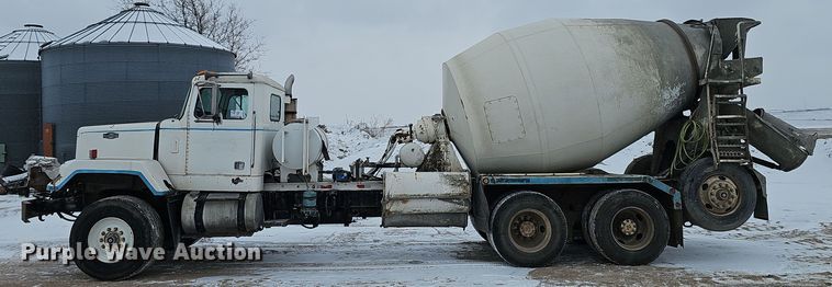 image for item DW3131 1987 Autocar ready mix truck