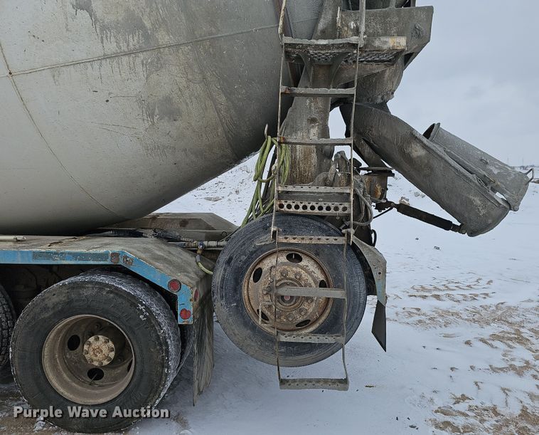 image for item DW3131 1987 Autocar ready mix truck