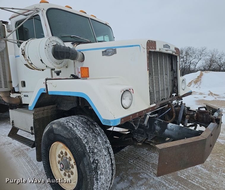 image for item DW3131 1987 Autocar ready mix truck