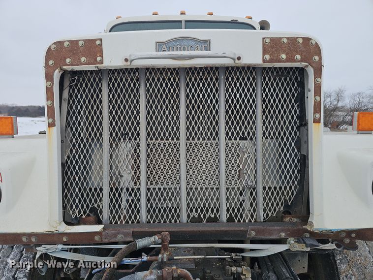 image for item DW3131 1987 Autocar ready mix truck