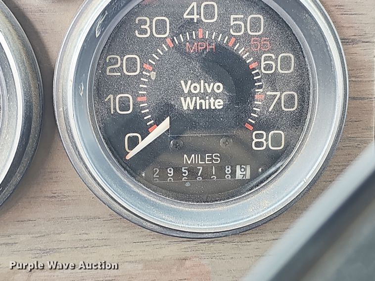 image for item DW3131 1987 Autocar ready mix truck