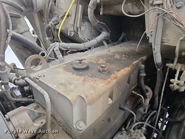 image for item DW3131 1987 Autocar ready mix truck