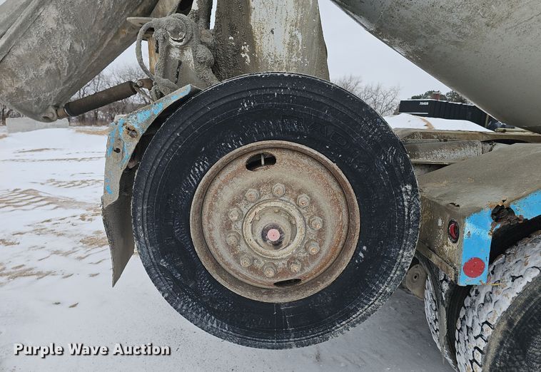 image for item DW3131 1987 Autocar ready mix truck