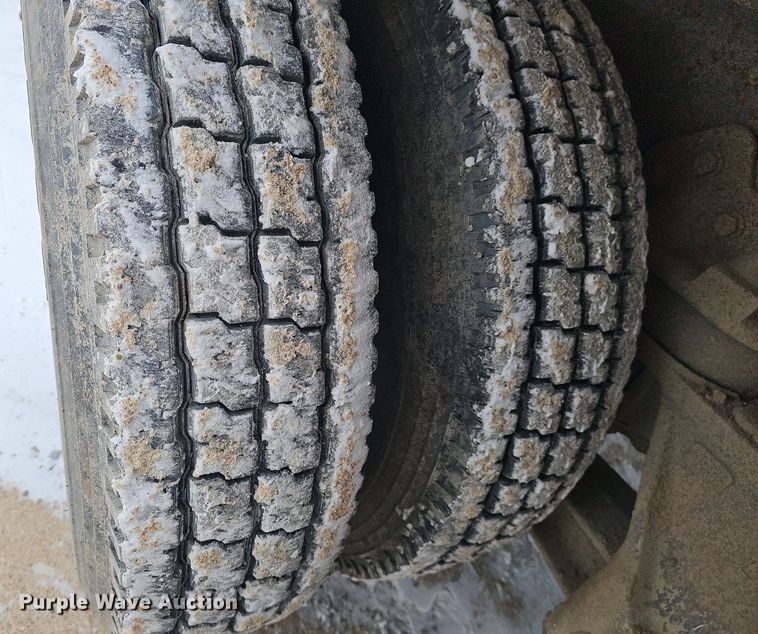 image for item DW3131 1987 Autocar ready mix truck