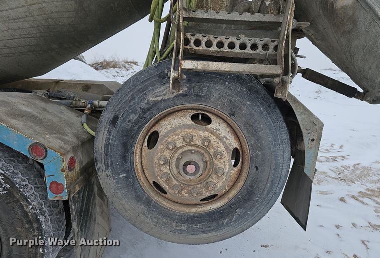 image for item DW3131 1987 Autocar ready mix truck