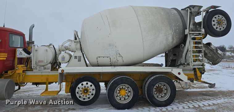 image for item DW3132 1998 Mack RD690S ready mix truck