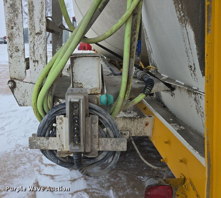 image for item DW3132 1998 Mack RD690S ready mix truck