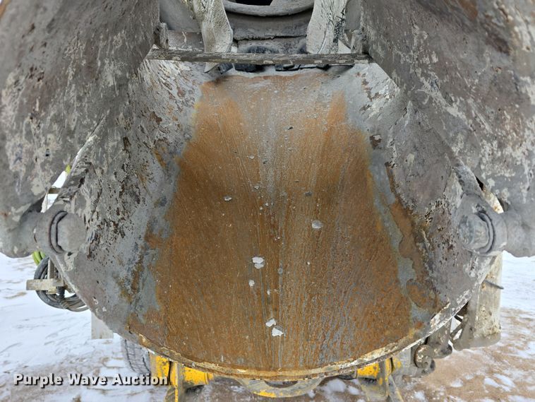 image for item DW3132 1998 Mack RD690S ready mix truck