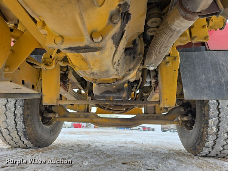 image for item DW3132 1998 Mack RD690S ready mix truck