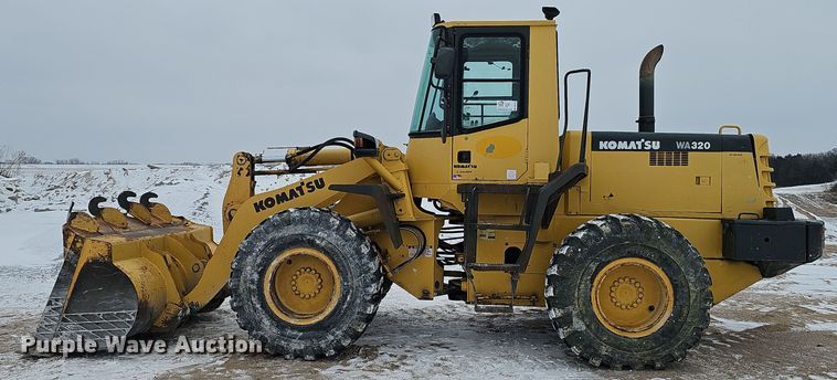 image for item DW3133 1999 Komatsu WA320-3MC wheel loader