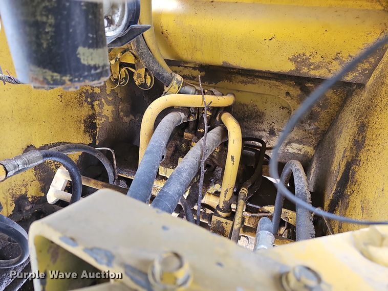 image for item DW3133 1999 Komatsu WA320-3MC wheel loader