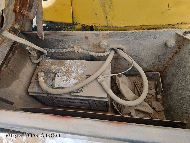 image for item DW3133 1999 Komatsu WA320-3MC wheel loader