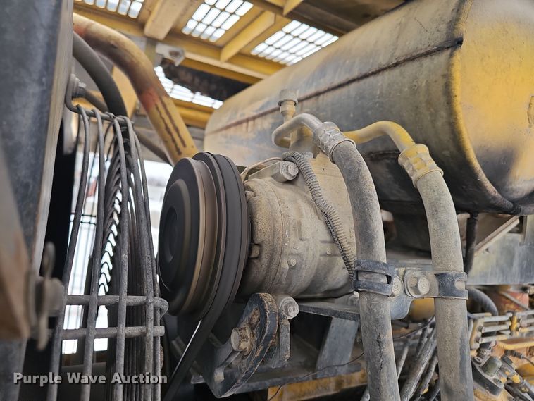 image for item DW3133 1999 Komatsu WA320-3MC wheel loader