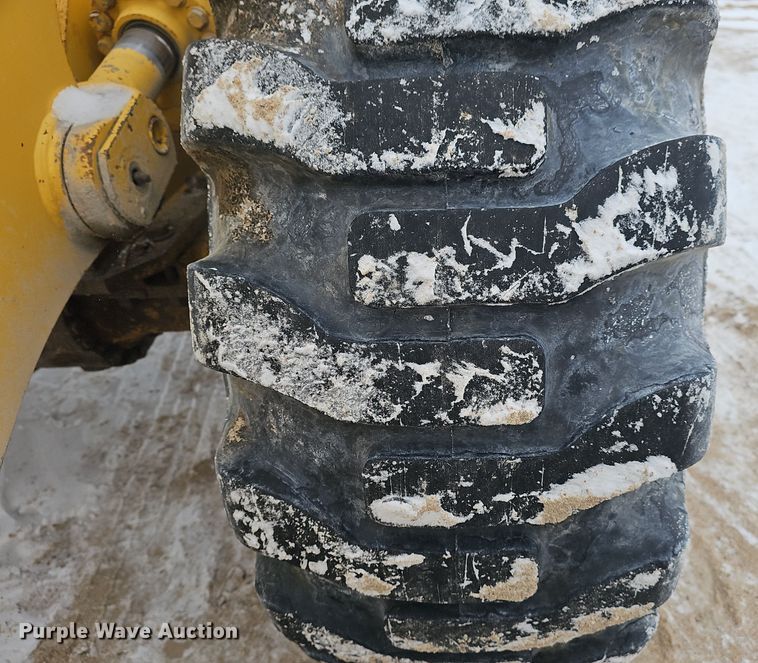 image for item DW3133 1999 Komatsu WA320-3MC wheel loader